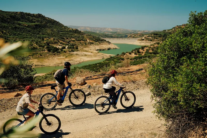 Slow Travel de Bike: Três Rotas Europeias para Pedalar Sem Pressa e com Estilo